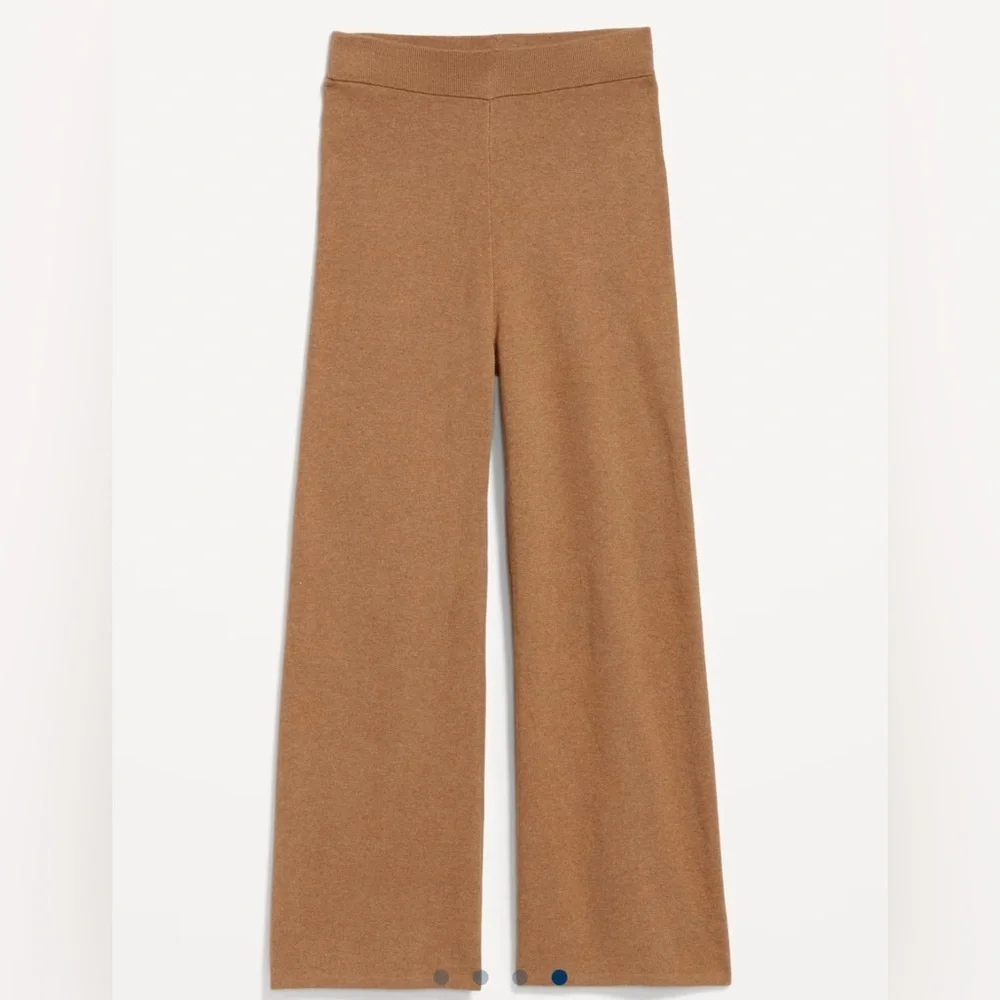 Cropped Kick-Flare Sweater Pants in black size L by Old Navy
